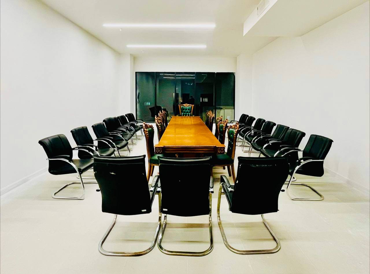 آراد برندینگ - ساختمان لوشاتو