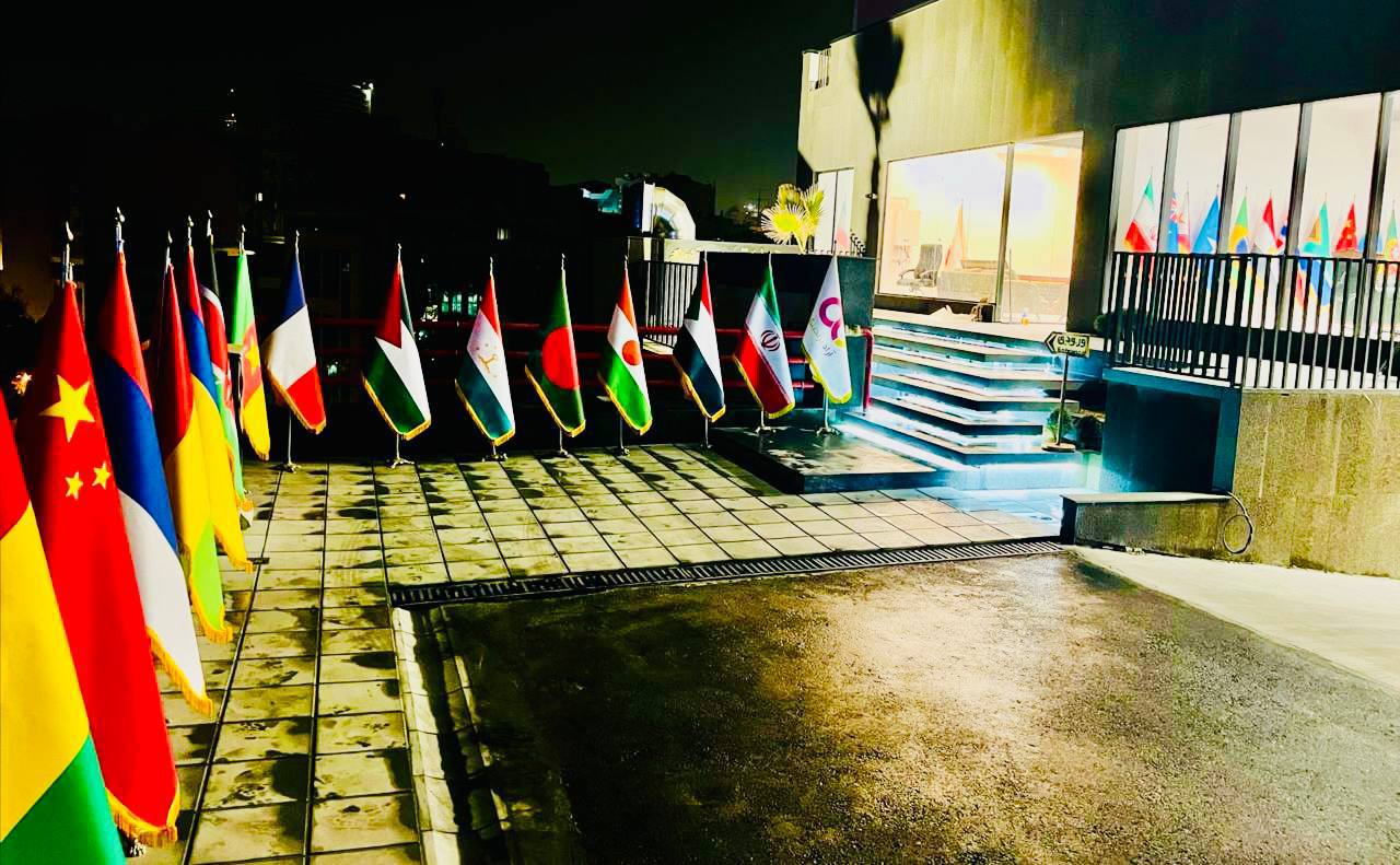 آراد برندینگ - ساختمان لوشاتو